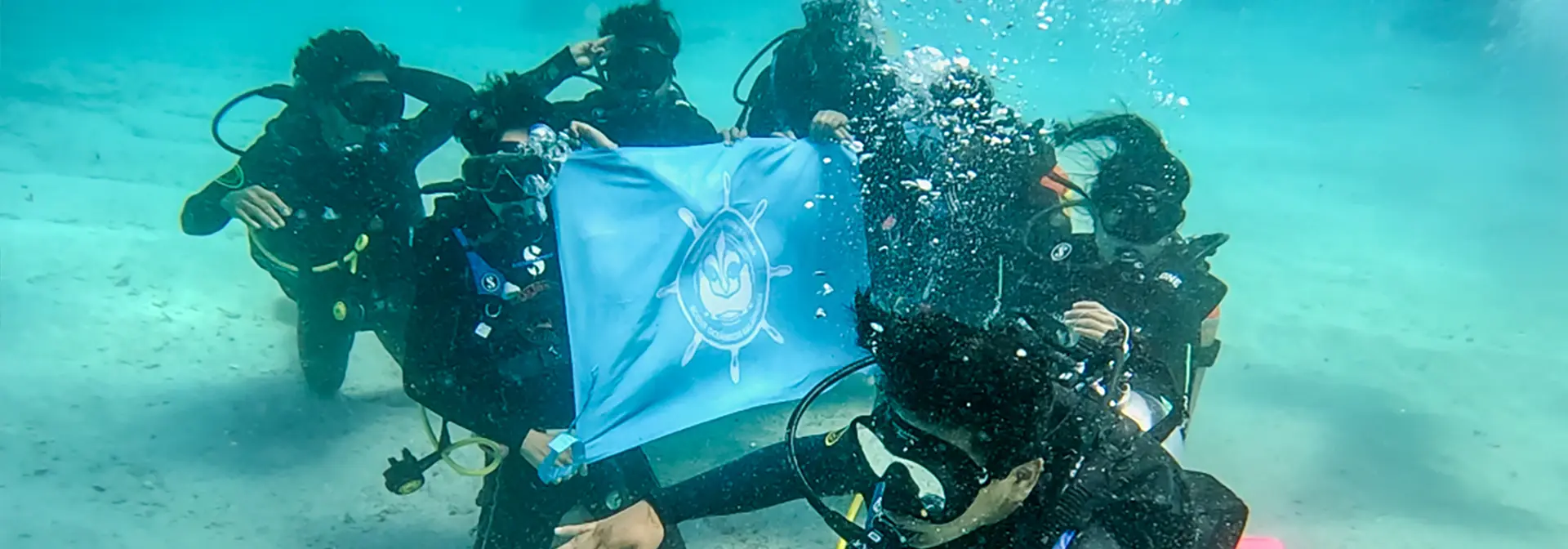 Young Scouts Protect Marine Ecosystems Galápagos